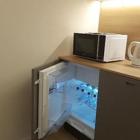 Fragilerooms-3