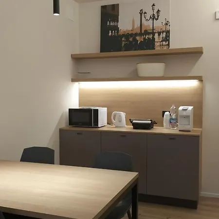 Fragilerooms-2